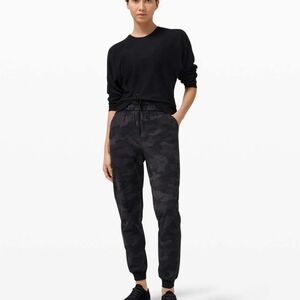 LULULEMON Black Camo Jogger Pants